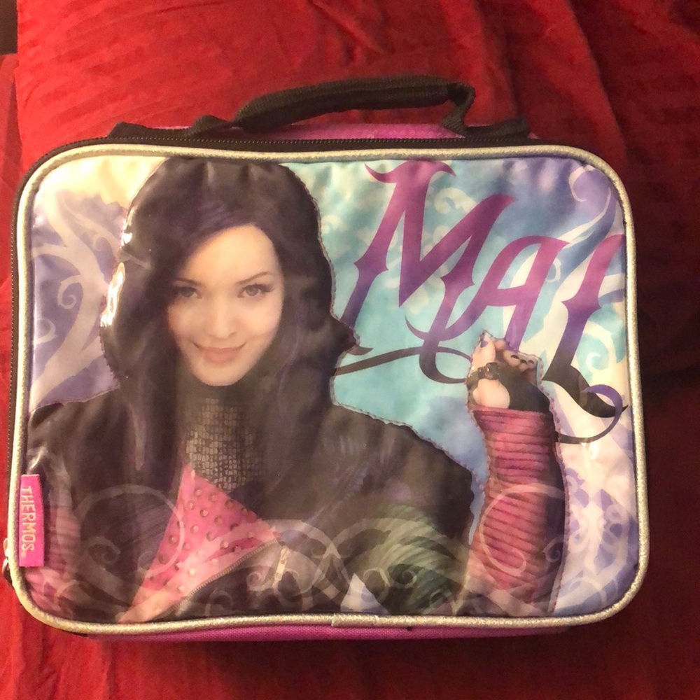 Disney descendants part 1 original MAL lunchbox